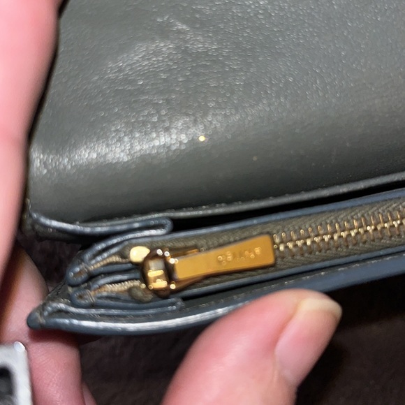 💚💙💚VINTAGE AUTHENTIC CELINE LEATHER WALLET 💚💙💚 - Picture 3 of 10